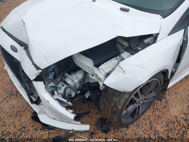 Ford FOCUS ST 2016 1FADP3L90GL362904 Image 6