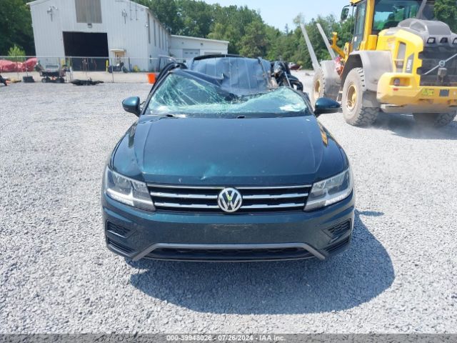 3VV2B7AX6JM139122 Volkswagen Tiguan 2.0t Se/2.0t Sel