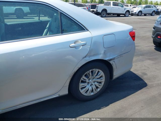 4T4BF1FK2ER393040 Toyota CAMRY LE