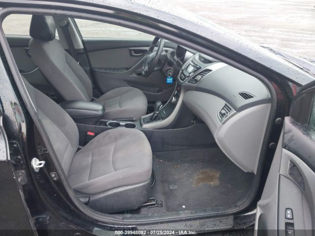 KMHDH4AE3GU587269 Hyundai ELANTRA SE