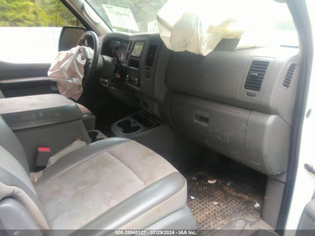 1N6BF0KY1GN808541 Nissan Nv Cargo Nv2500 Hd Sv V6