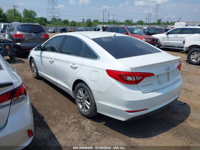 Hyundai SONATA SE 2016 5NPE24AFXGH261966 Image 3