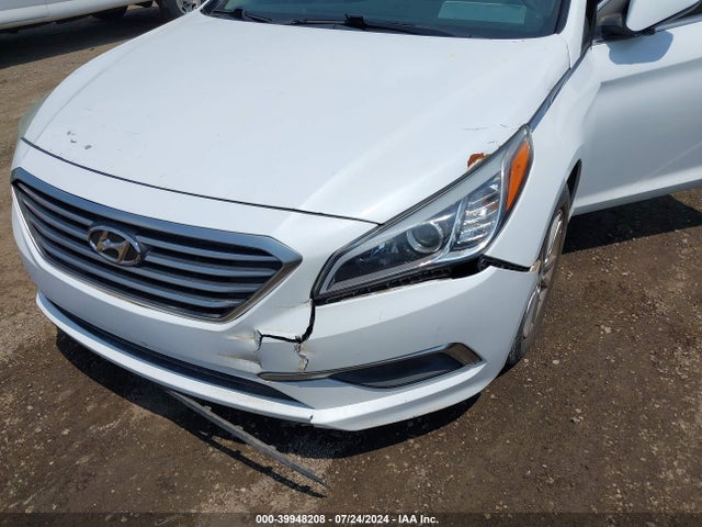 Hyundai SONATA SE 2016 5NPE24AFXGH261966 Image 6