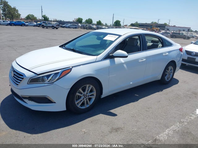 Hyundai SONATA SE 2016 5NPE24AF7GH335473 Image 2