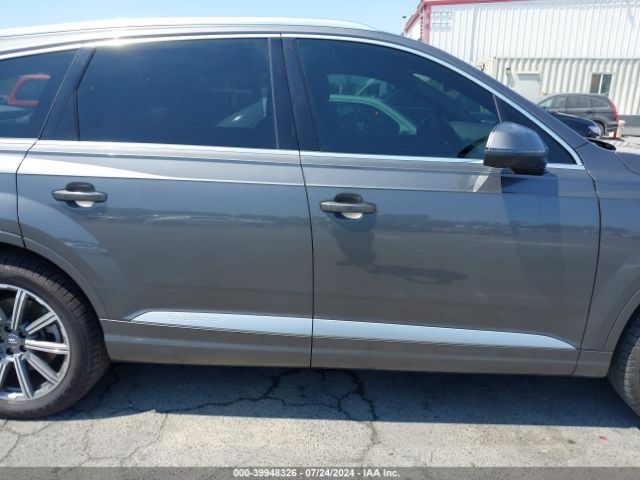 WA1LHAF75JD053412 Audi Q7 2.0t Premium