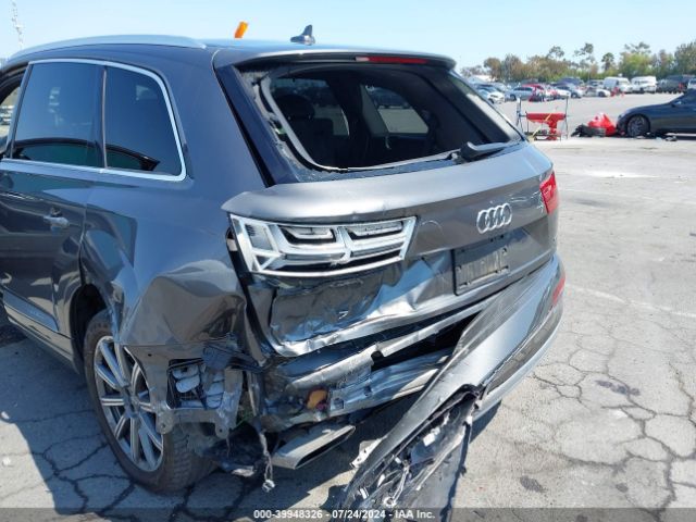 WA1LHAF75JD053412 Audi Q7 2.0t Premium