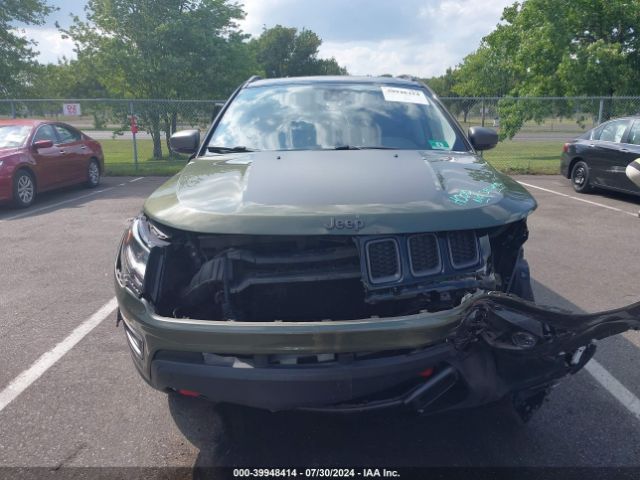 3C4NJDDB4JT270150 Jeep Compass Trailhawk 4x4