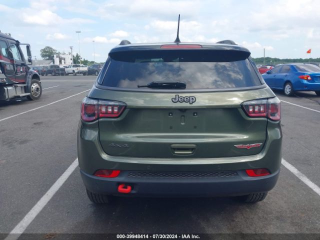 3C4NJDDB4JT270150 Jeep Compass Trailhawk 4x4