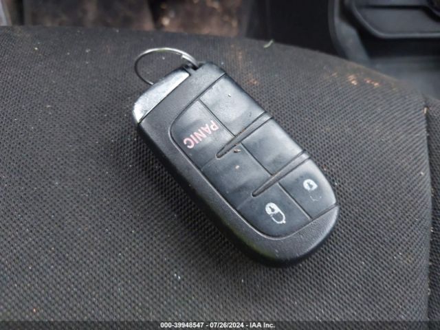 ZACNJBAB5KPJ74137 Jeep Renegade Sport 4x4