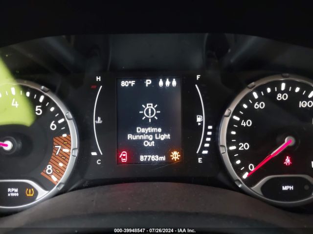 ZACNJBAB5KPJ74137 Jeep Renegade Sport 4x4