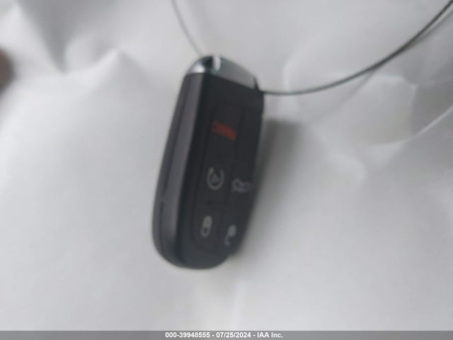 2C3CDZFJ2GH142883 Dodge Challenger R/t Scat Pack