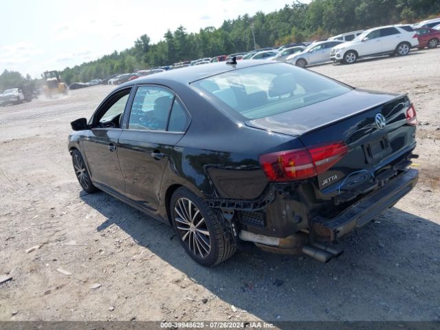 3VWD17AJ5GM233178 Volkswagen Jetta 1.8t Sport