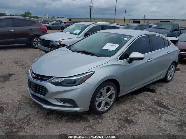 Chevrolet Cruze Premier Auto 2017 1G1BF5SM5H7187042 Image 2