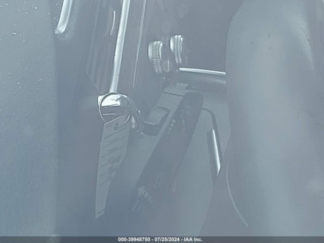 WA1CFAFP8FA073328 Audi Q5 2.0t Premium