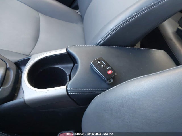 Toyota Prius Plug-in Advanced 2014 JTDKN3DP2E3064470 Image 11