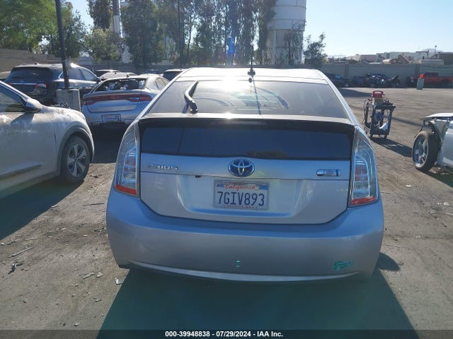 Toyota Prius Plug-in Advanced 2014 JTDKN3DP2E3064470 Image 17
