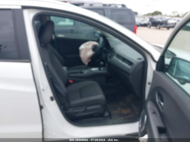 3CZRU5H58NM745585 Honda Hr-v 2wd Ex