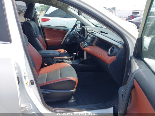 Toyota Rav4 Limited 2014 2T3DFREV3EW227131 Image 5