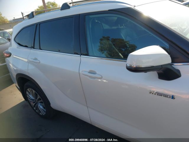 5TDEBRCH4MS027775 Toyota Highlander Hybrid Platinum
