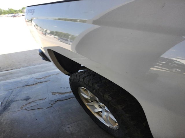 3GCUKREC1JG360068 Chevrolet Silverado 1500 1lt