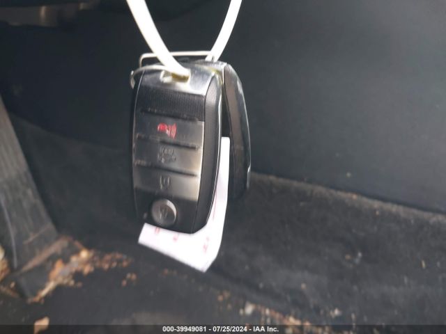 5XXGT4L34KG348792 KIA Optima S