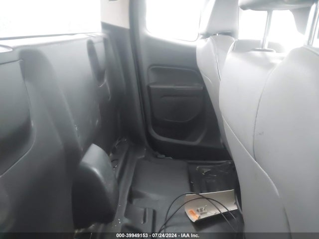 Chevrolet Colorado Wt 2017 1GCHSBEA8H1319579 Image 8
