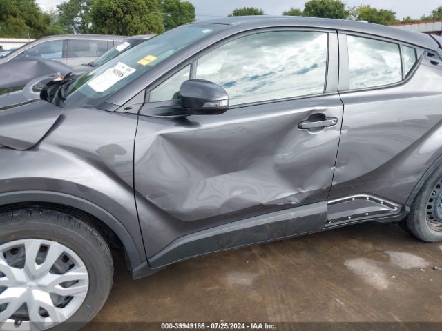 JTNKHMBXXM1113503 Toyota C-HR LE