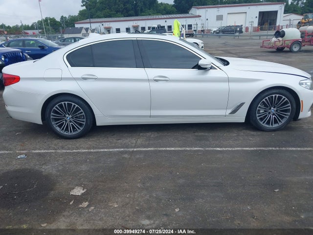 WBAJE7C5XJG891054 BMW 540i Xdrive