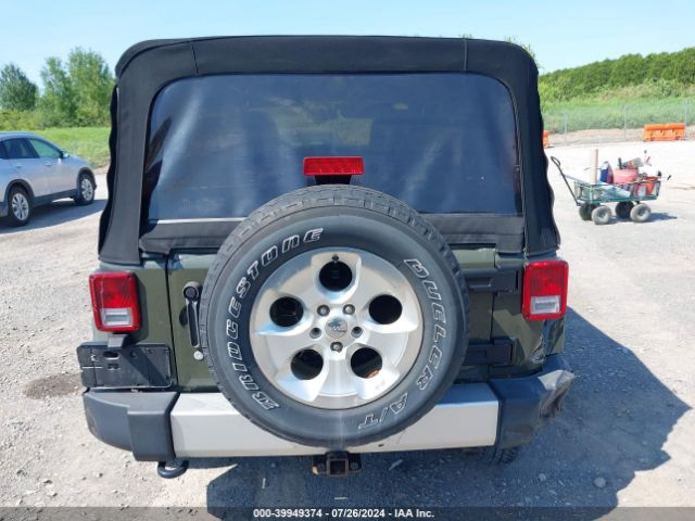 1C4BJWEG6FL650439 Jeep Wrangler Unlimited Sahara