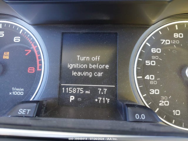 Audi A4 2.0t Premium 2014 WAUBFAFL7EN002592 Image 16