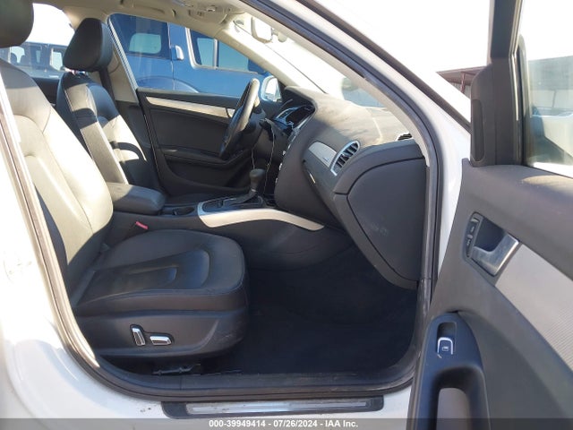 Audi A4 2.0t Premium 2014 WAUBFAFL7EN002592 Image 5