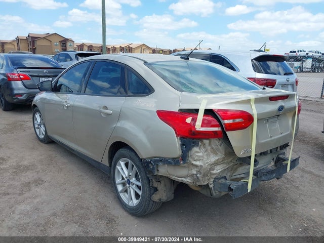 1FADP3F25HL206437 Ford FOCUS SE