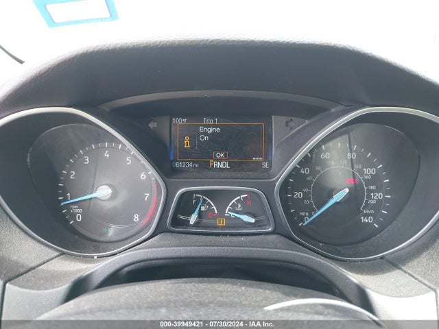 1FADP3F25HL206437 Ford FOCUS SE