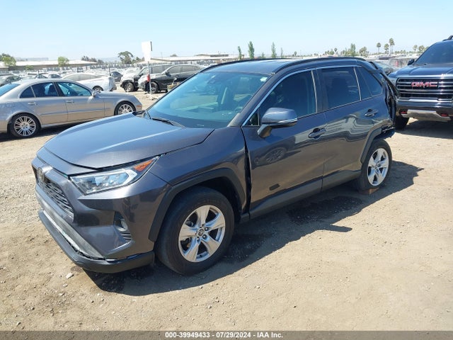 Toyota Rav4 Xle 2021 2T3W1RFV2MW107356 Image 2