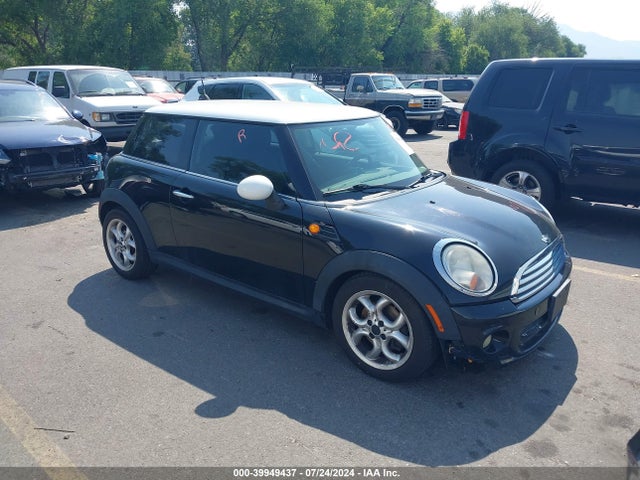 2011 MINI COOPER WMWSU3C5XBT184335 Photo 0