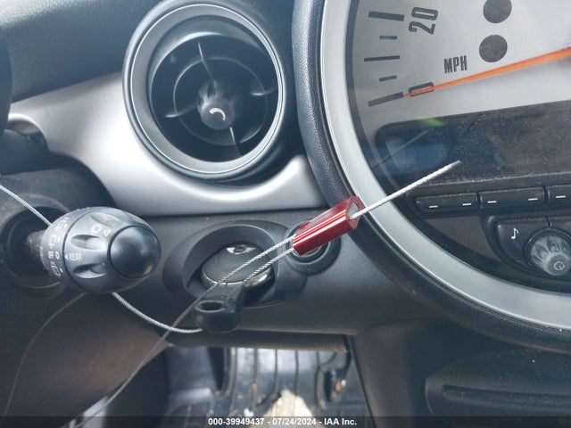 2011 MINI COOPER WMWSU3C5XBT184335 Photo 10