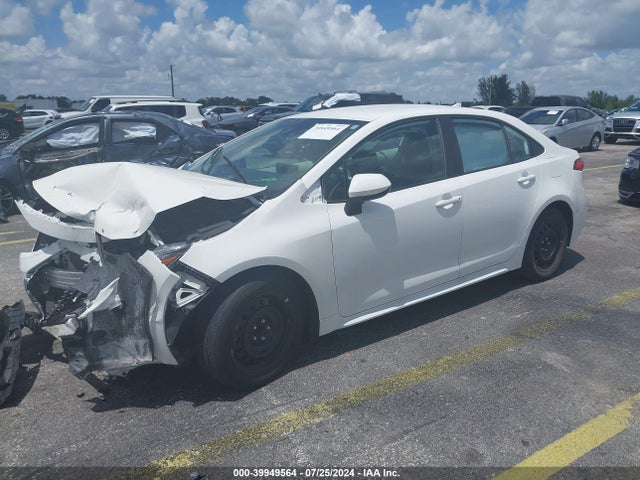 Toyota COROLLA LE 2021 5YFEPMAE6MP167302 Image 2