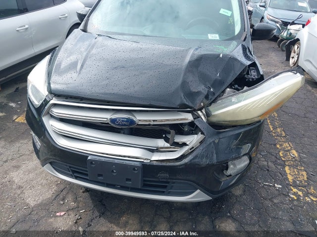 Ford ESCAPE SE 2018 1FMCU9GD8JUA14815 Image 6
