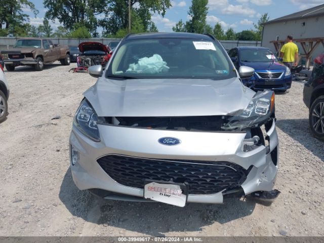 1FMCU0DZ1LUB95898 Ford Escape Titanium Hybrid