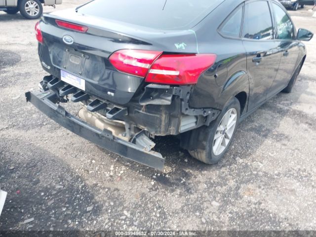 1FADP3F25HL227594 Ford FOCUS SE
