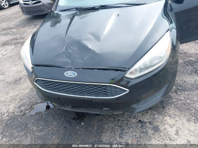 1FADP3F25HL227594 Ford FOCUS SE