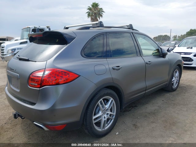 2012 PORSCHE CAYENNE WP1AB2A28CLA50978 Photo 3