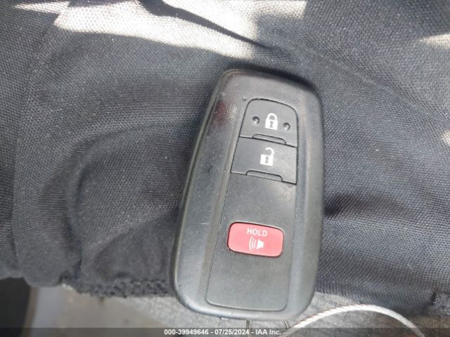 NMTKHMBX6JR049283 Toyota C-hr Xle Premium