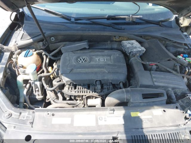 1VWAT7A37FC031599 Volkswagen Passat 1.8t Wolfsburg Edition