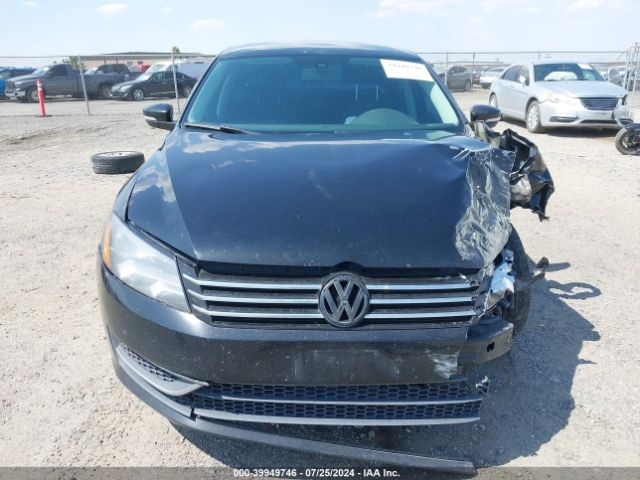 1VWAT7A37FC031599 Volkswagen Passat 1.8t Wolfsburg Edition