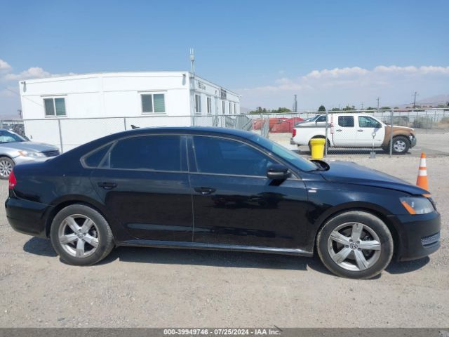 1VWAT7A37FC031599 Volkswagen Passat 1.8t Wolfsburg Edition