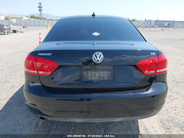 1VWAT7A37FC031599 Volkswagen Passat 1.8t Wolfsburg Edition