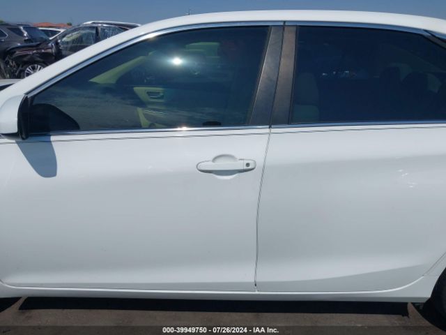 4T4BF1FK7FR474228 Toyota CAMRY LE