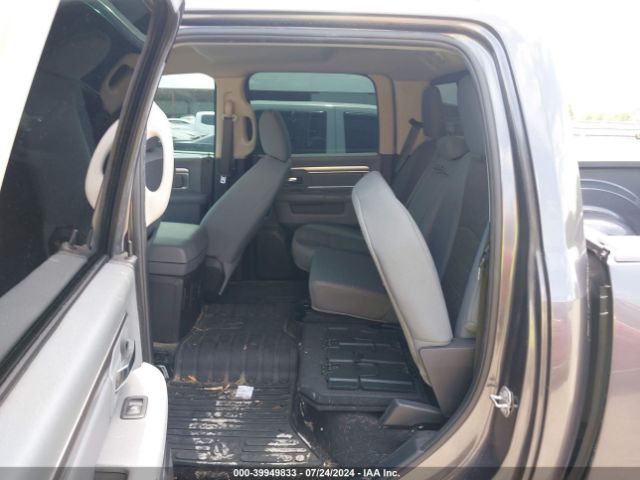 1C6RR6LTXJS350240 RAM 1500 Lone Star  4x2 5'7 Box