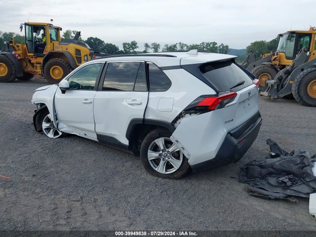 Toyota Rav4 Xle 2021 2T3P1RFV5MC208056 Image 3